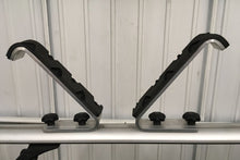 Load image into Gallery viewer, Versa V-Bar (Black)